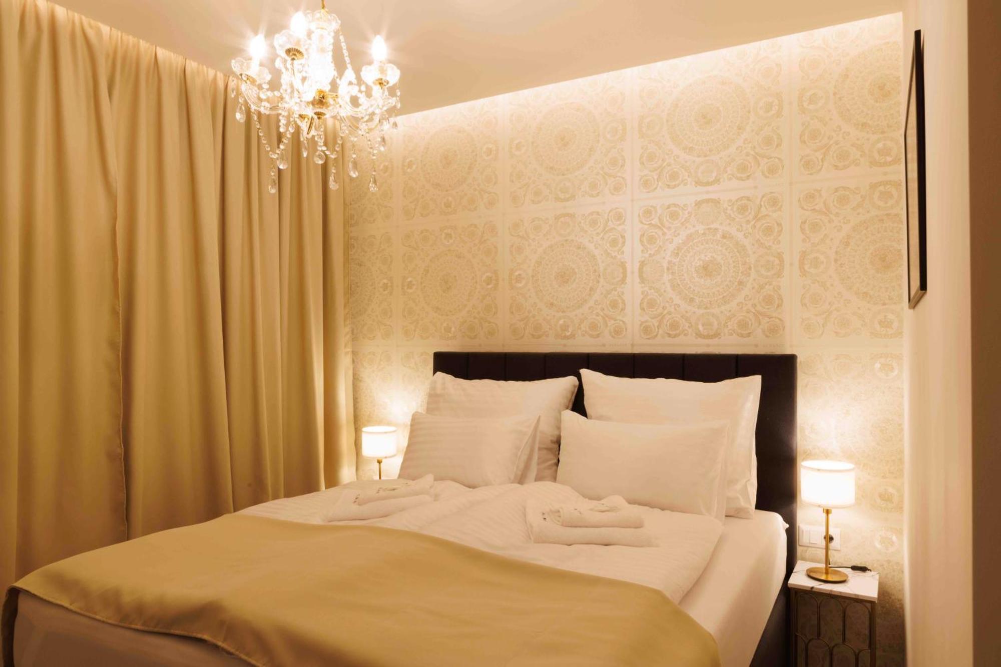 Villa Mala Praha Experience In The Center Of 日利纳 外观 照片